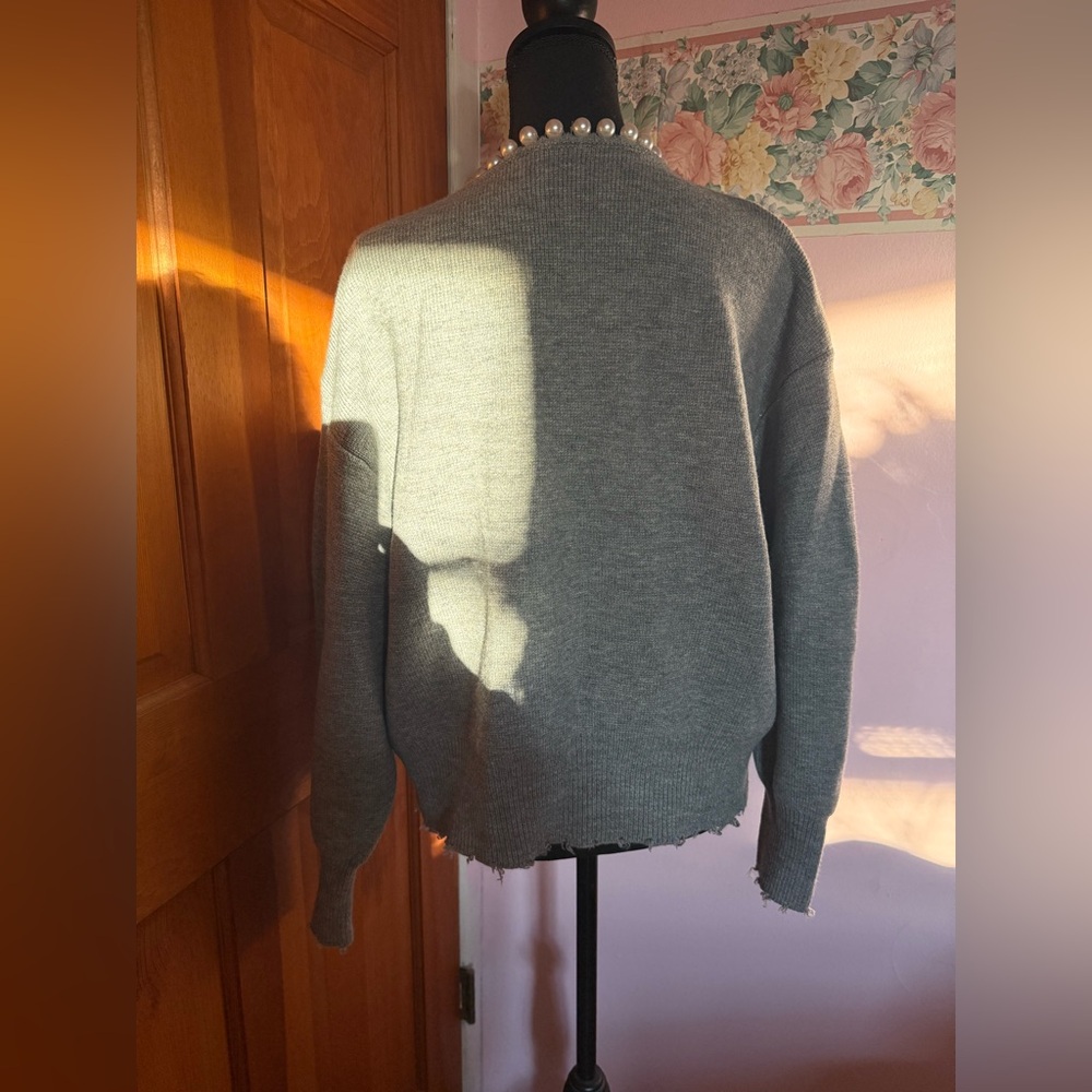 Commense Pearl Trim Ripped Hem Cardigan - Picture 12 of 16
